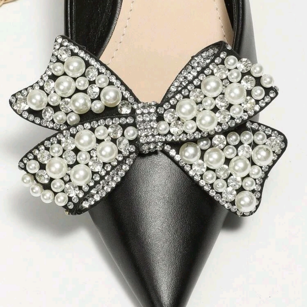 Shoe clips